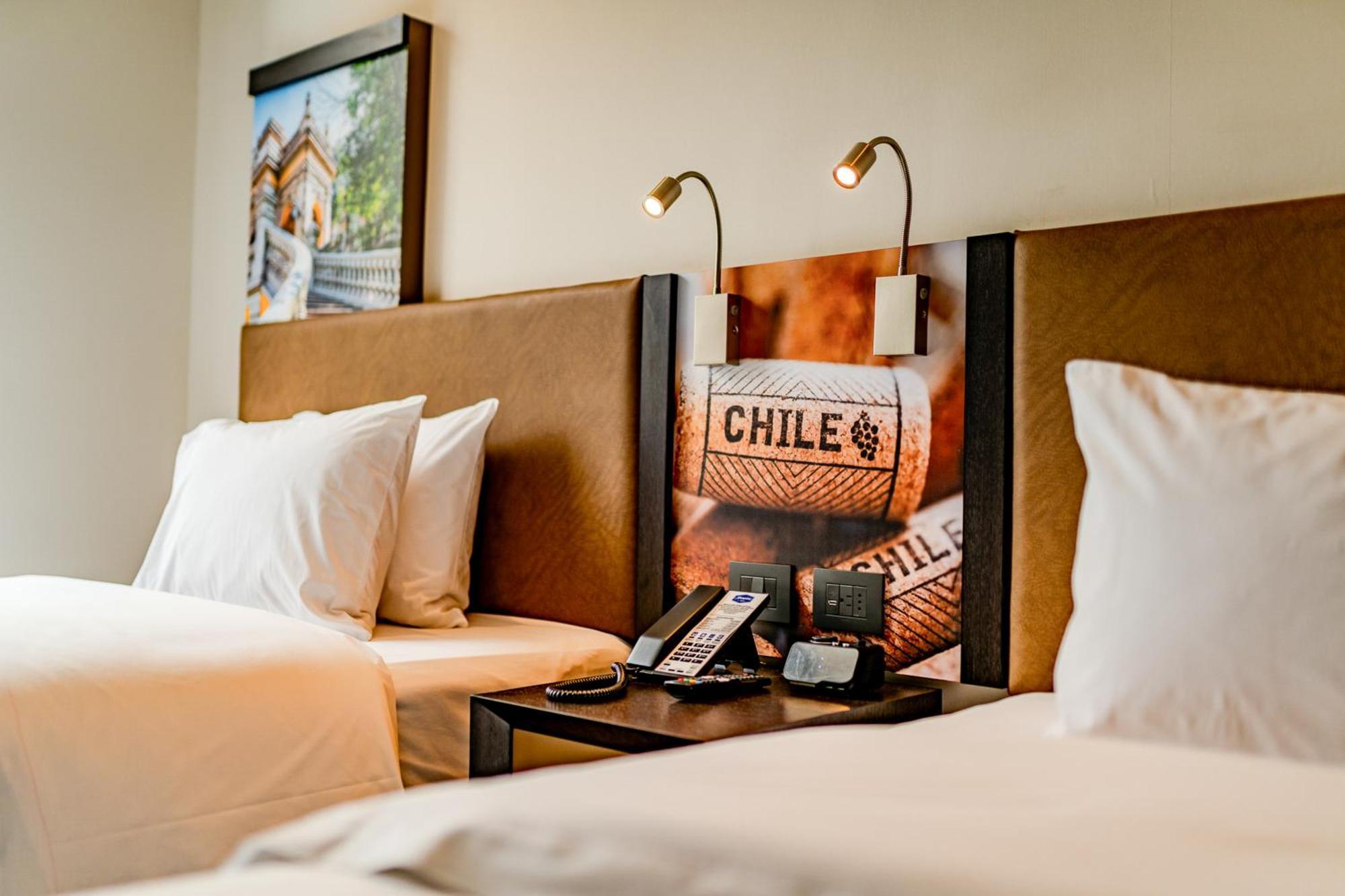 Hampton By Hilton Santiago Las Condes מראה חיצוני תמונה