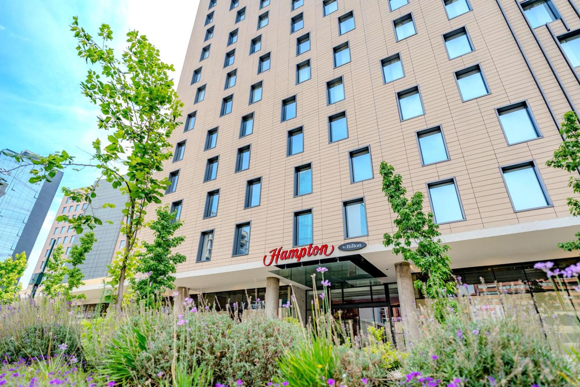 Hampton By Hilton Santiago Las Condes מראה חיצוני תמונה