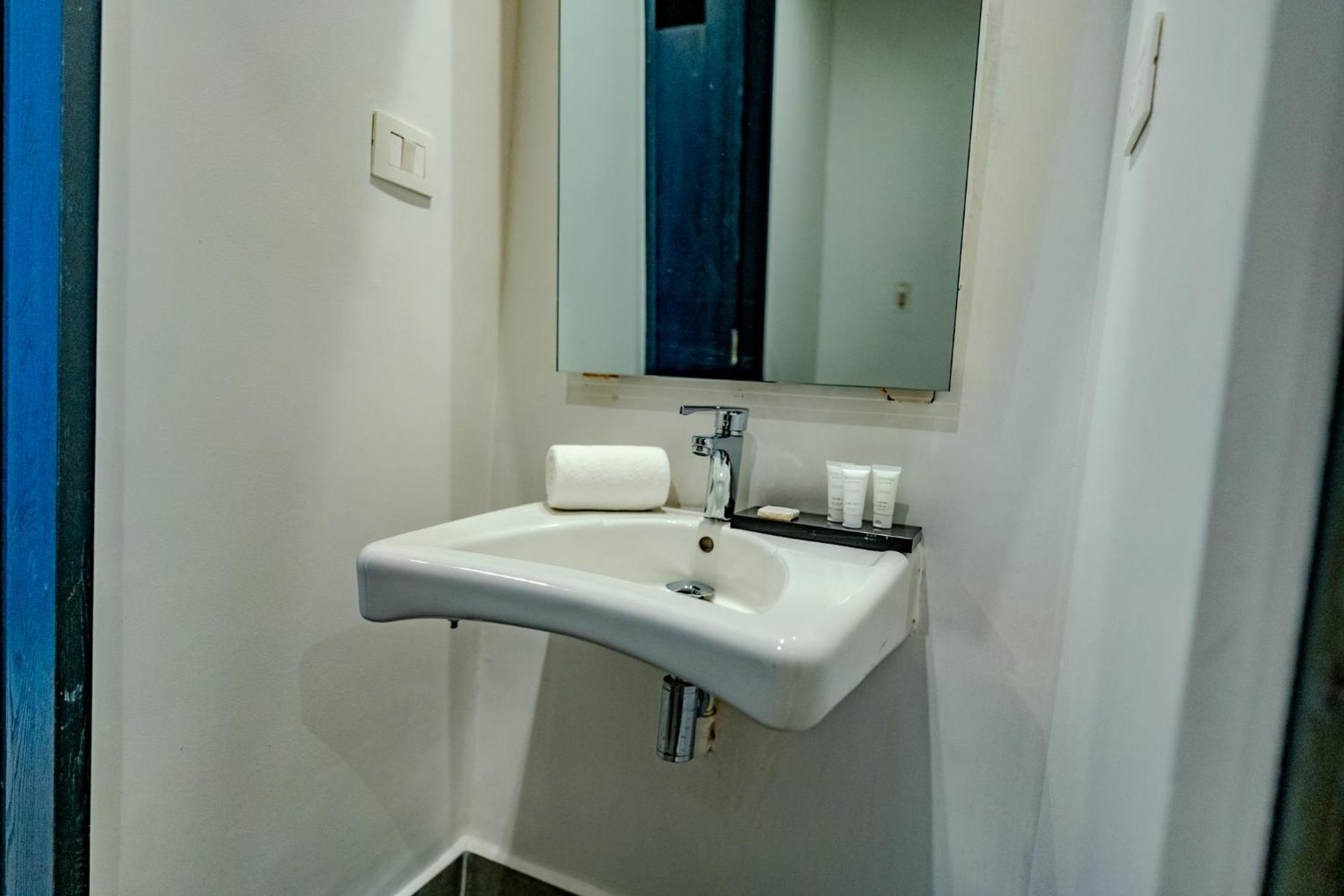 Hampton By Hilton Santiago Las Condes מראה חיצוני תמונה